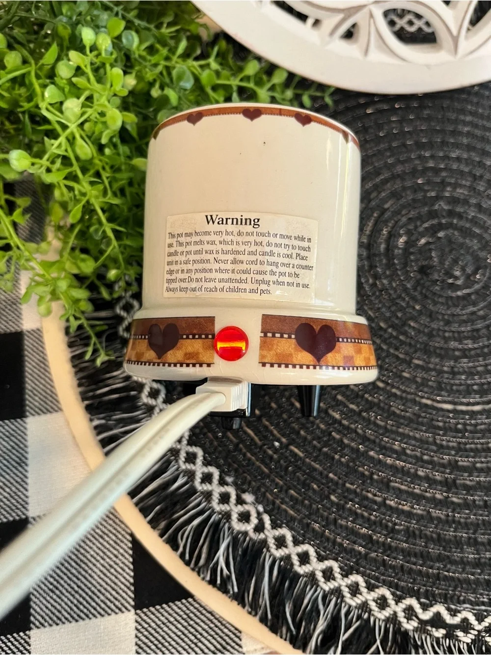 CRAZY MOUNTAIN ELECTRIC VOTIVE CANDLE MELTER HOME SWEET HOME WITH HEARTS
